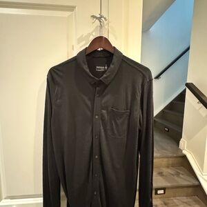 Icebreaker Men's Merino Black Long Sleeve Travel Shirt